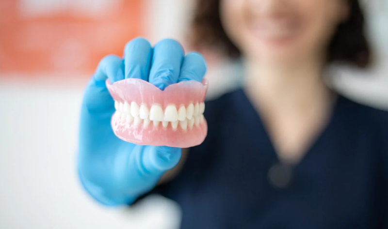 牙周病可以不治而癒？一文拆解如何治療牙周病！